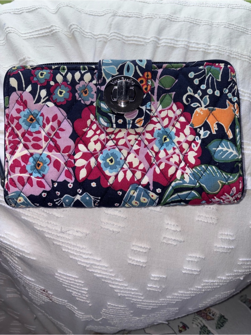 Vera Bradley Navy Floral Quilted Turn-Lock Wallet Fox Forrest
